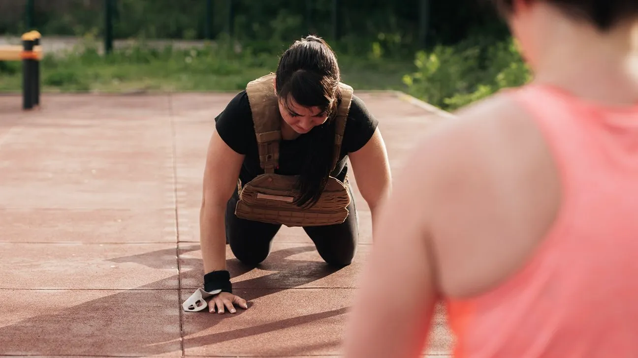Loaded Body Vests May Boost Physical Conditioning, Yet Fat Reduction Effects Seem Debatable